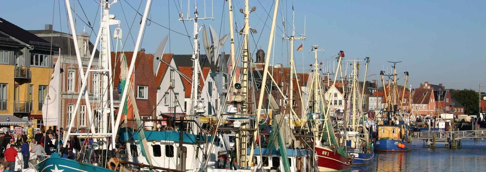 Hafenkulisse Krabbentage TSMH © Tourismus und Stadtmarketing Husum GmbH