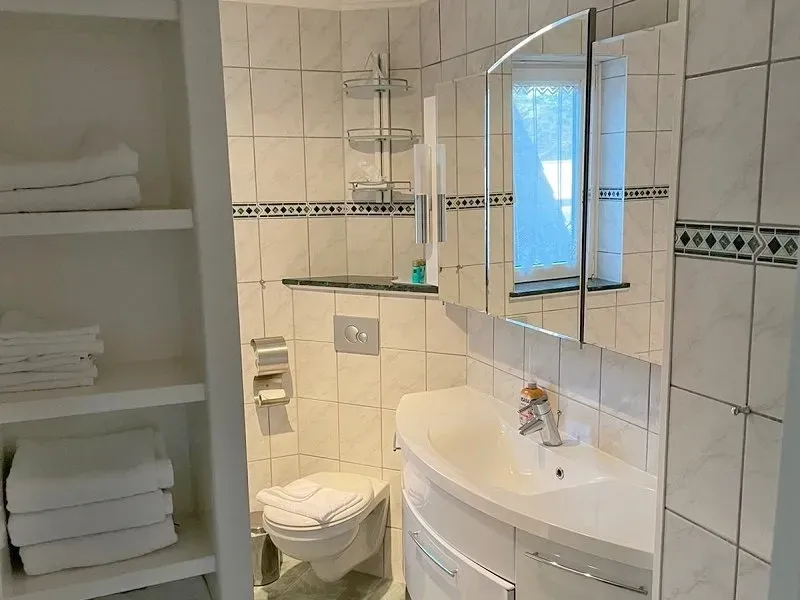 apartment bath osterende apartment bath osterende