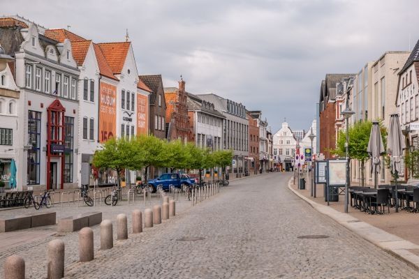 husum einkaufsstrasse